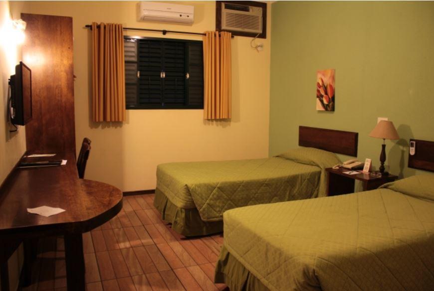 Maria Plaza Hotel Araçatuba エクステリア 写真